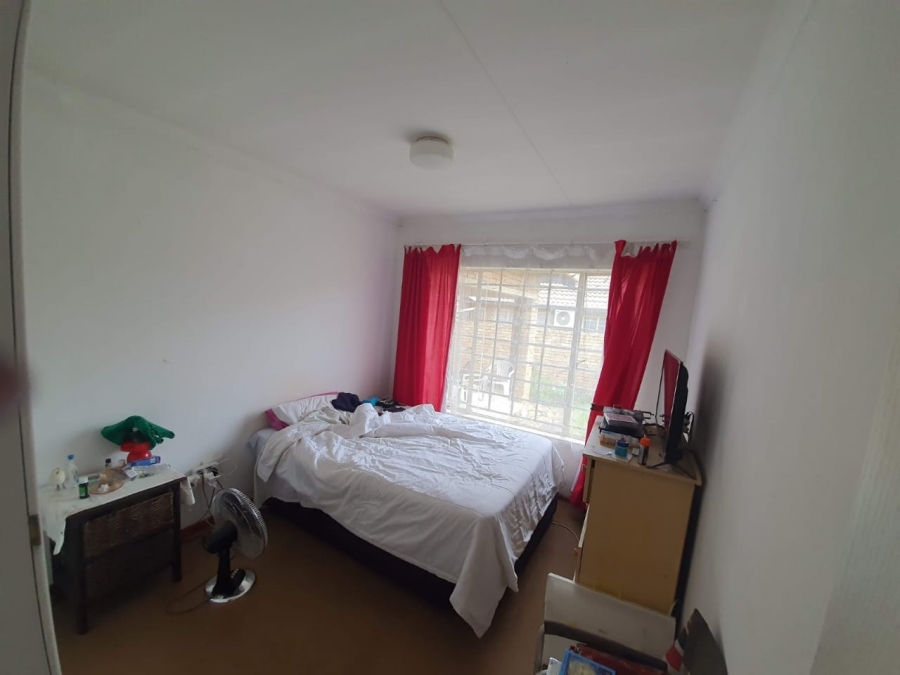 To Let 2 Bedroom Property for Rent in Annlin Gauteng