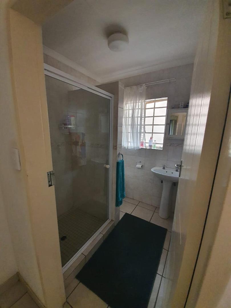 To Let 2 Bedroom Property for Rent in Annlin Gauteng