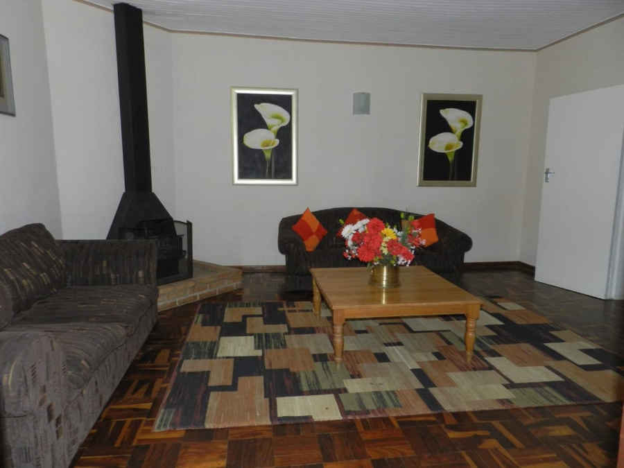 18 Bedroom Property for Sale in Hekpoort Gauteng