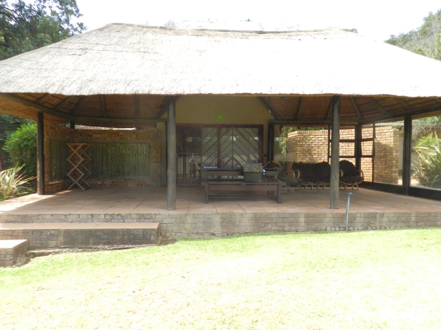 18 Bedroom Property for Sale in Hekpoort Gauteng