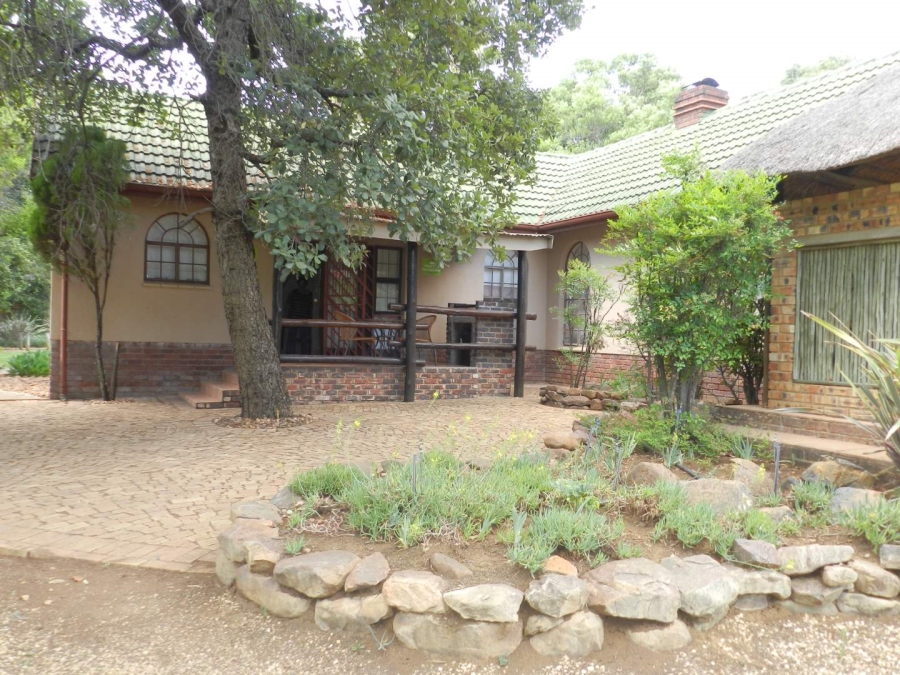 18 Bedroom Property for Sale in Hekpoort Gauteng
