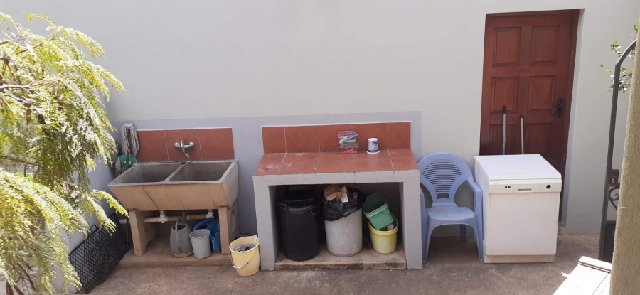 3 Bedroom Property for Sale in Vlakplaats Gauteng