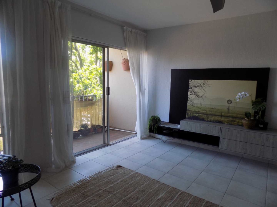 To Let 2 Bedroom Property for Rent in River Club Gauteng