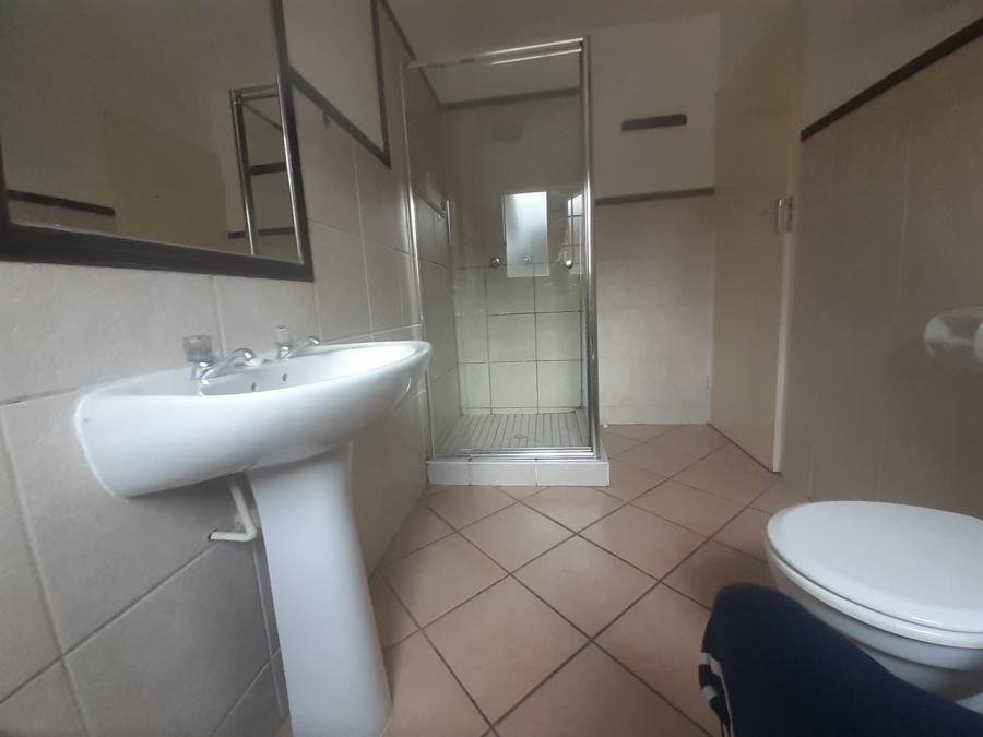 2 Bedroom Property for Sale in Monavoni A H Gauteng