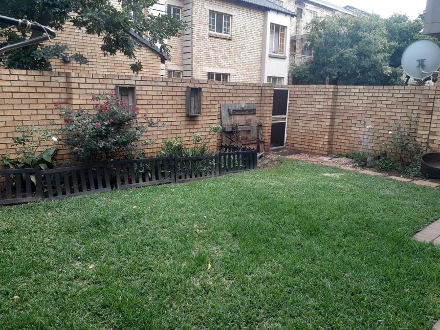 2 Bedroom Property for Sale in Monavoni A H Gauteng