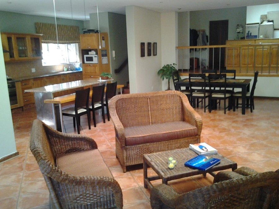 2 Bedroom Property for Sale in Forest Town Gauteng