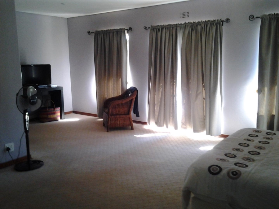 2 Bedroom Property for Sale in Forest Town Gauteng