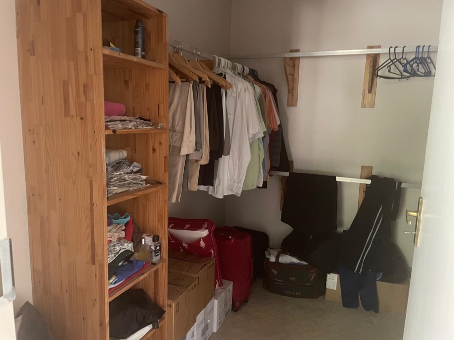 2 Bedroom Property for Sale in Forest Town Gauteng