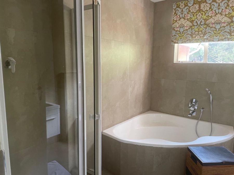 2 Bedroom Property for Sale in Forest Town Gauteng