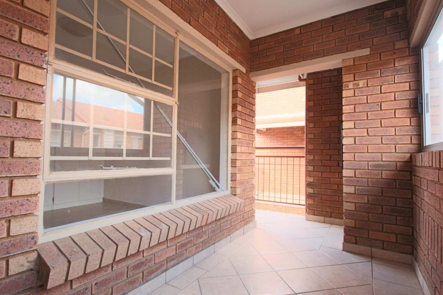 To Let 2 Bedroom Property for Rent in Hazeldean Gauteng
