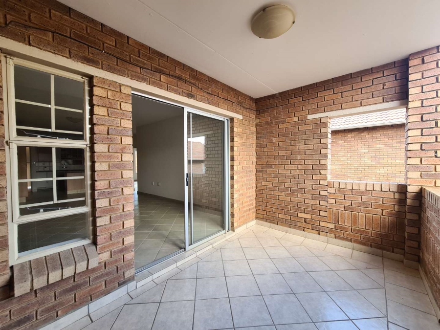 To Let 2 Bedroom Property for Rent in Hazeldean Gauteng