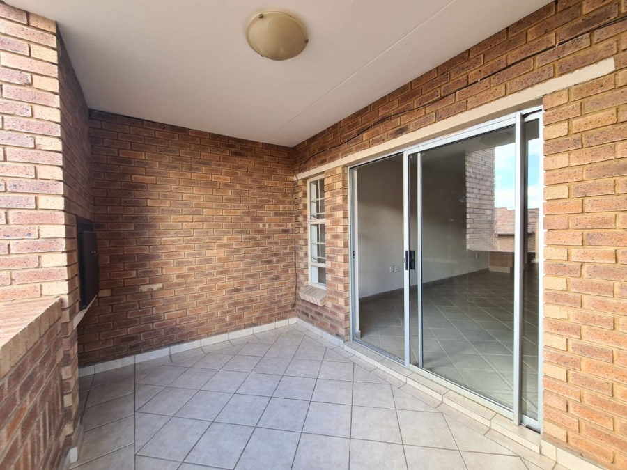 To Let 2 Bedroom Property for Rent in Hazeldean Gauteng