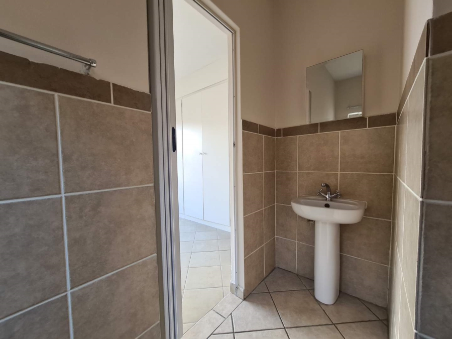 To Let 2 Bedroom Property for Rent in Hazeldean Gauteng