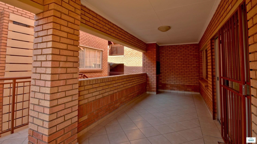 To Let 2 Bedroom Property for Rent in Hazeldean Gauteng