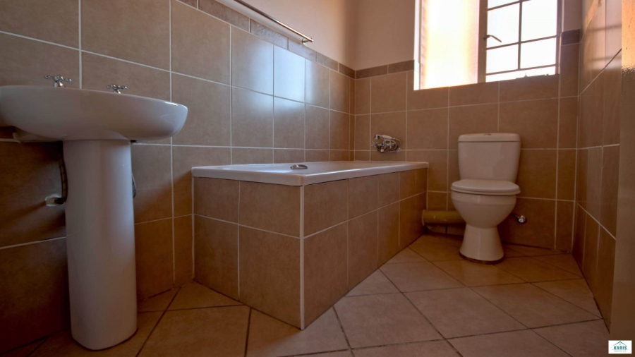 To Let 2 Bedroom Property for Rent in Hazeldean Gauteng