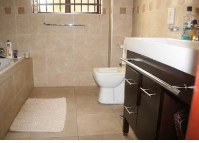 To Let 2 Bedroom Property for Rent in Edenburg Gauteng