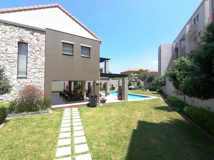 To Let 1 Bedroom Property for Rent in Sunninghill Gauteng