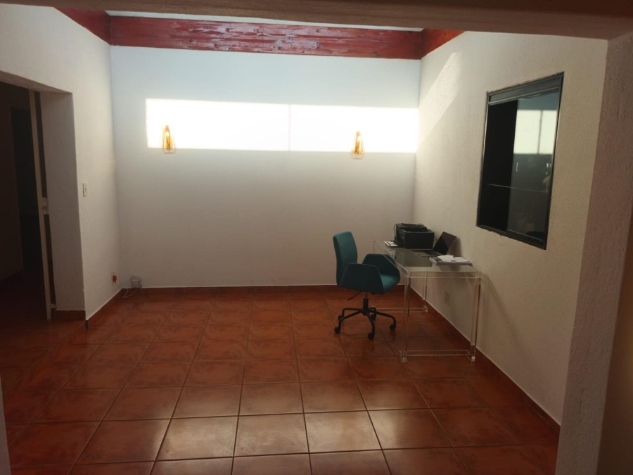 4 Bedroom Property for Sale in Waterkloof Ridge Gauteng
