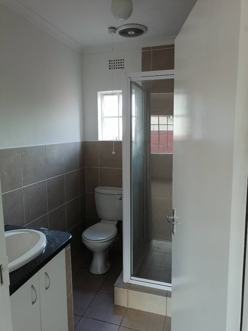 To Let 2 Bedroom Property for Rent in Erand A H Gauteng