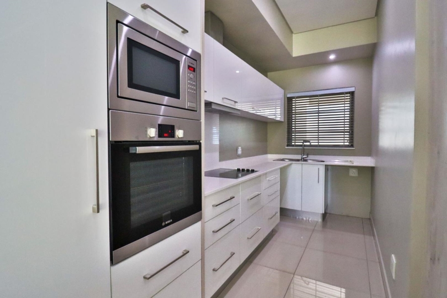To Let 3 Bedroom Property for Rent in Oaklands Gauteng