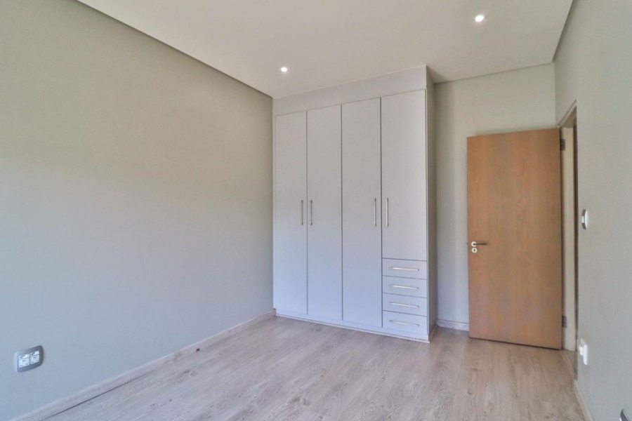 To Let 3 Bedroom Property for Rent in Oaklands Gauteng