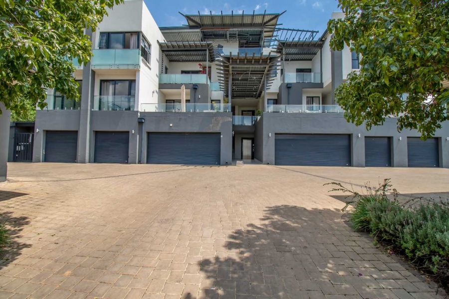 3 Bedroom Property for Sale in Bryanston Gauteng