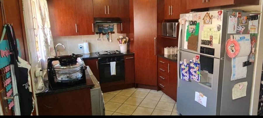 3 Bedroom Property for Sale in Equestria Gauteng
