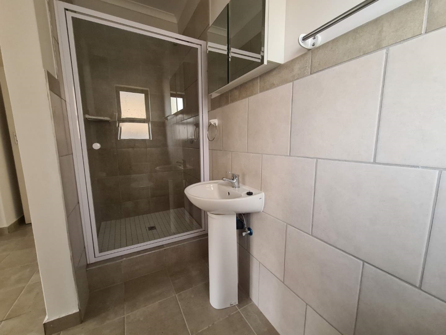 To Let 2 Bedroom Property for Rent in Wierdapark Gauteng