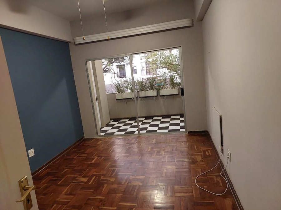 To Let 2 Bedroom Property for Rent in Rosebank Gauteng