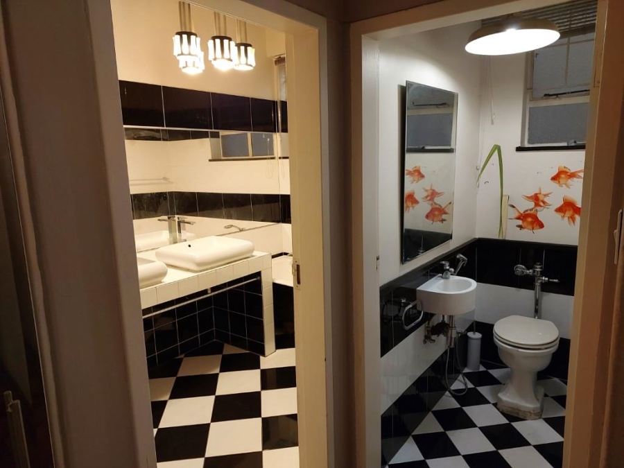 To Let 2 Bedroom Property for Rent in Rosebank Gauteng