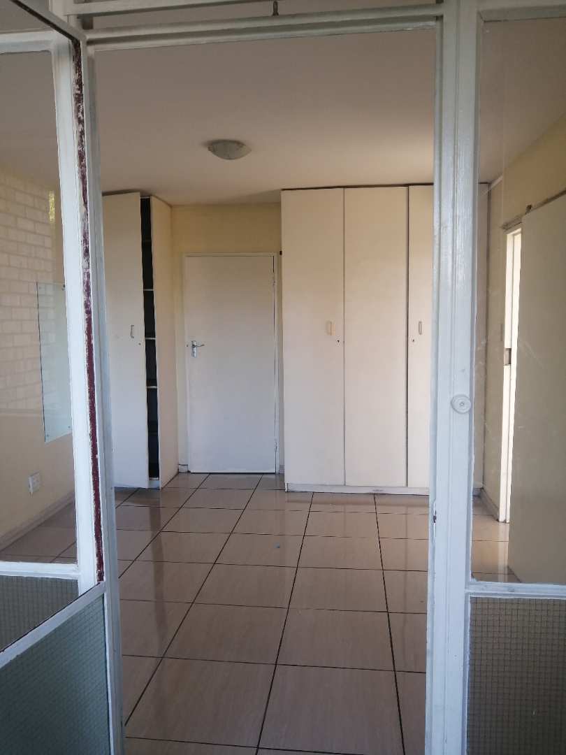 2 Bedroom Property for Sale in Sunnyside Gauteng