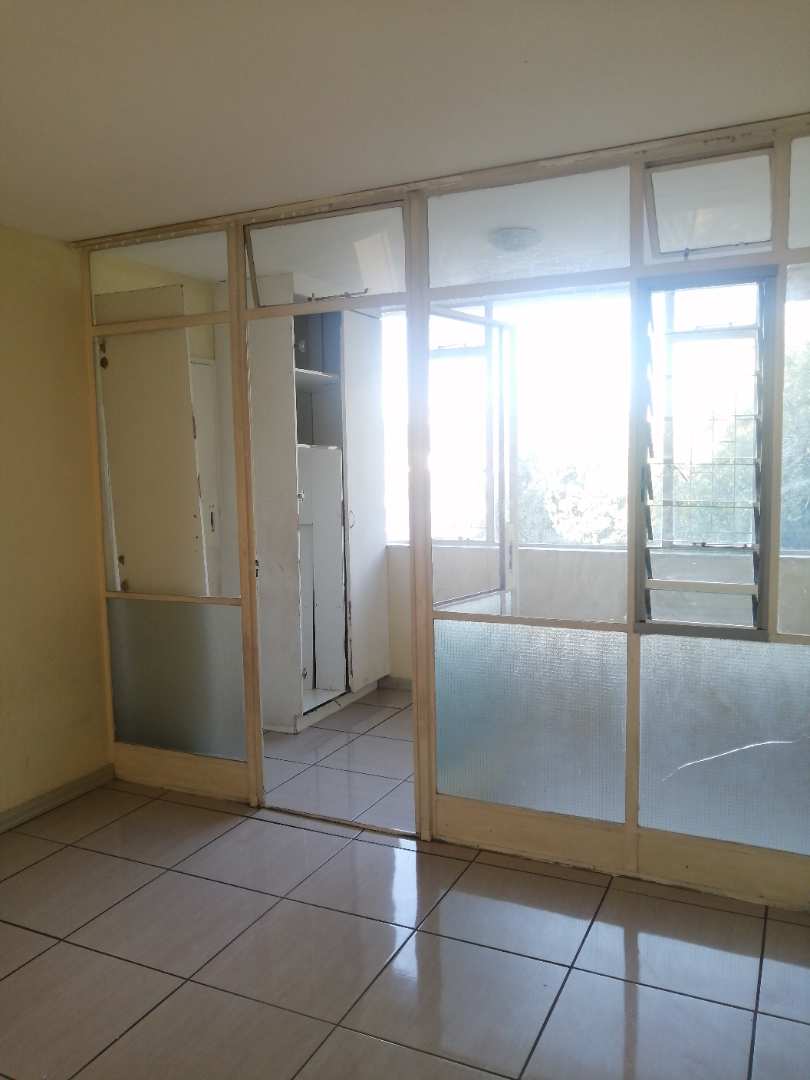 2 Bedroom Property for Sale in Sunnyside Gauteng