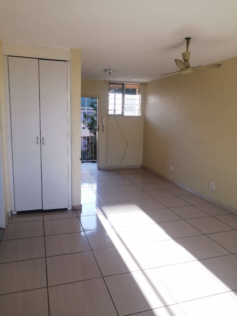 2 Bedroom Property for Sale in Sunnyside Gauteng