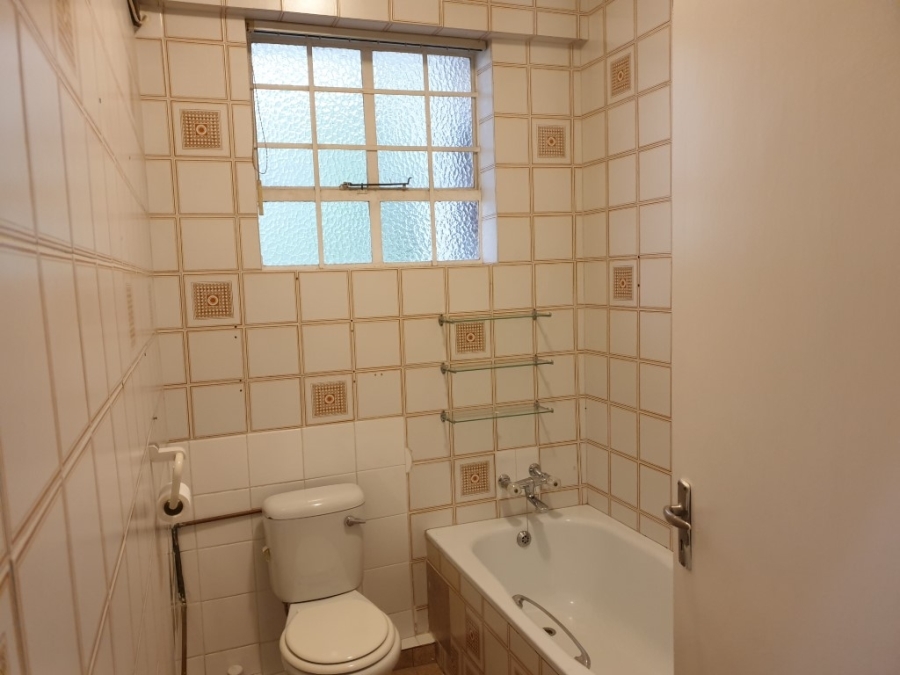 To Let 2 Bedroom Property for Rent in Rosebank Gauteng