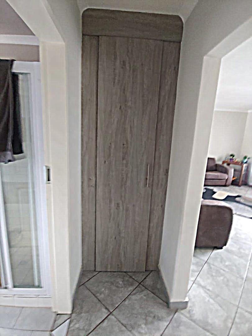 2 Bedroom Property for Sale in Doornpoort Gauteng