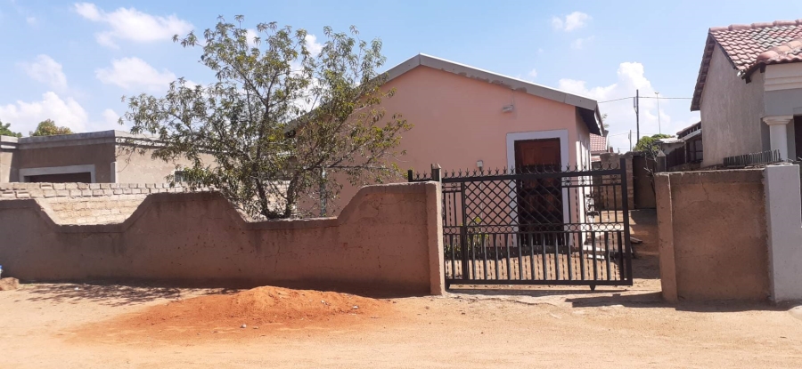 2 Bedroom Property for Sale in Soshanguve V Gauteng