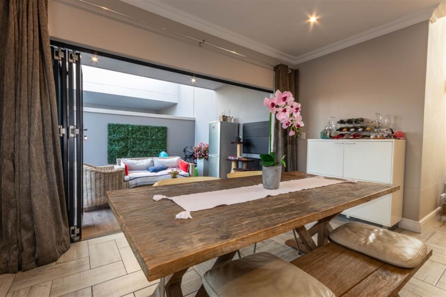 To Let 3 Bedroom Property for Rent in Broadacres Gauteng