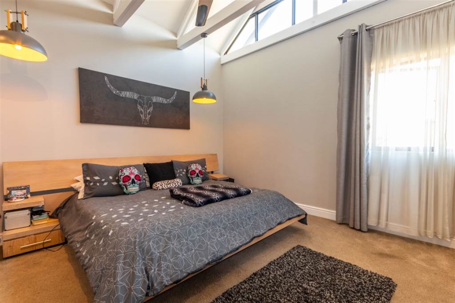 To Let 3 Bedroom Property for Rent in Broadacres Gauteng