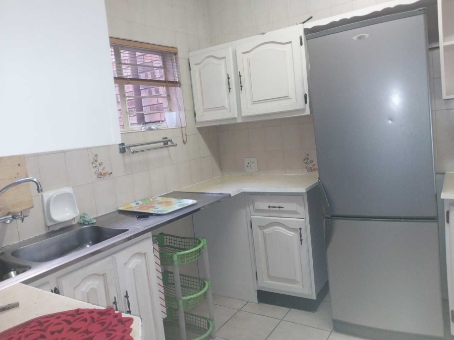 To Let 3 Bedroom Property for Rent in Weavind Park Gauteng