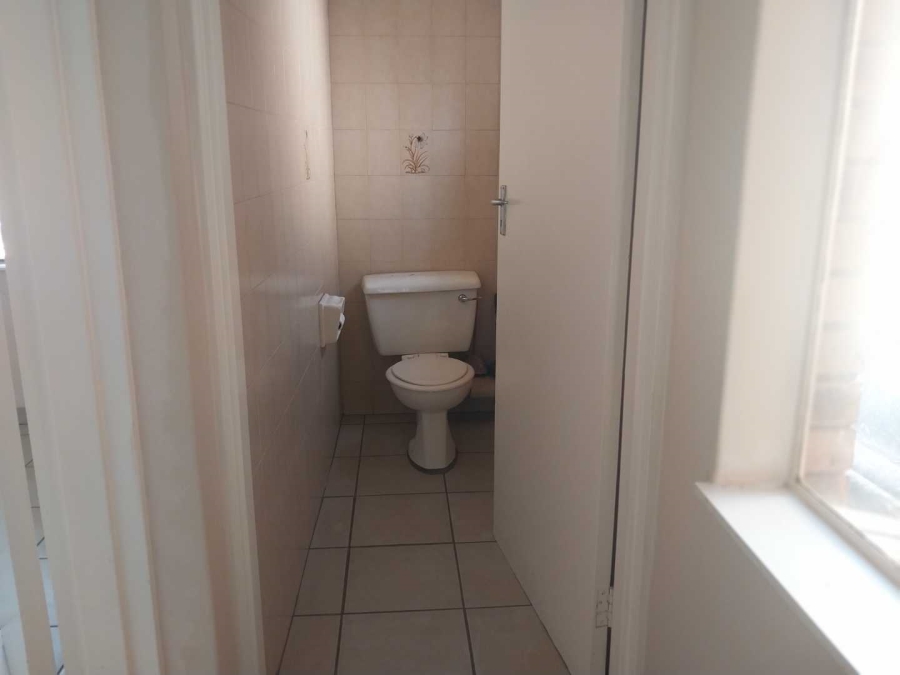 To Let 3 Bedroom Property for Rent in Weavind Park Gauteng