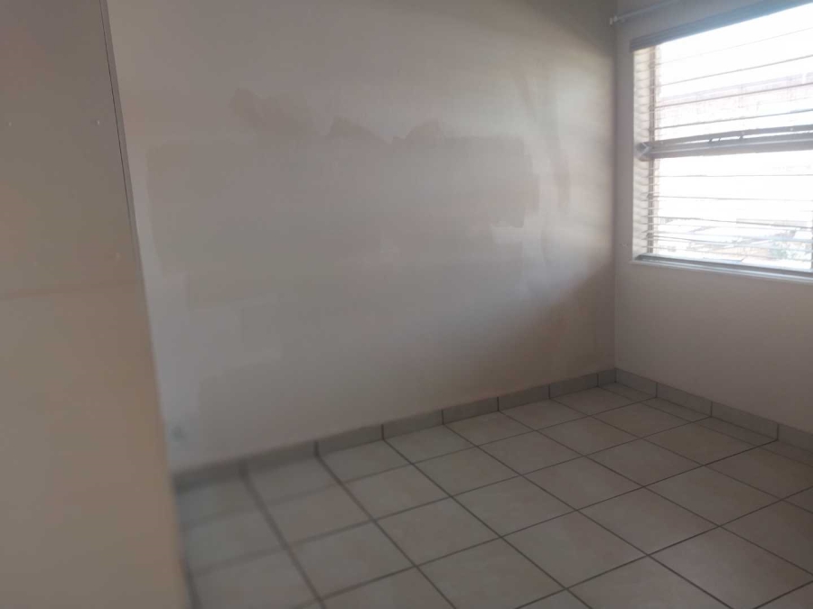 To Let 3 Bedroom Property for Rent in Weavind Park Gauteng