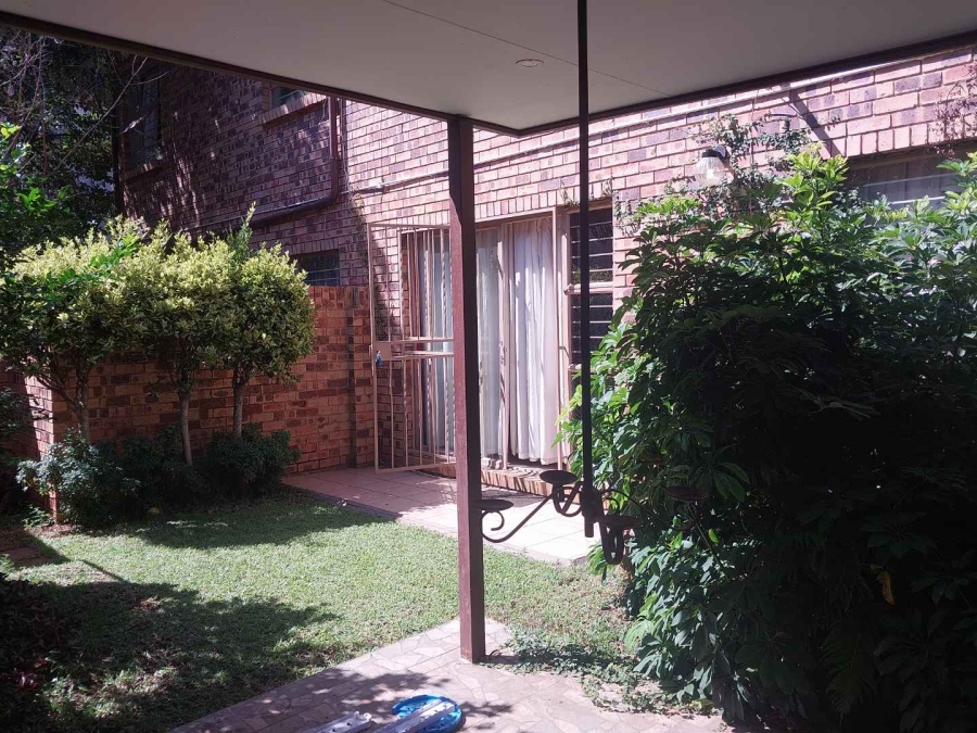 To Let 3 Bedroom Property for Rent in Weavind Park Gauteng