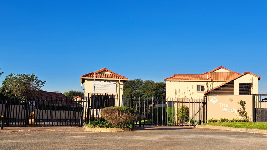1 Bedroom Property for Sale in Zandspruit Gauteng