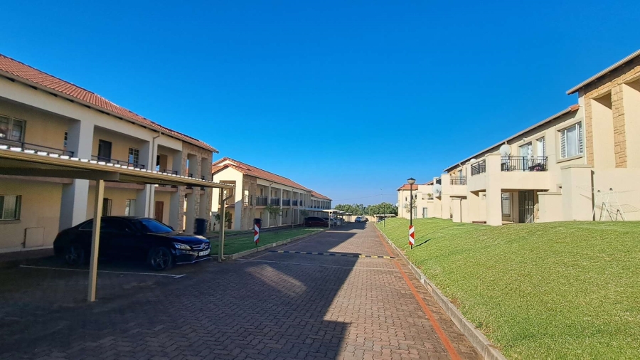 1 Bedroom Property for Sale in Zandspruit Gauteng