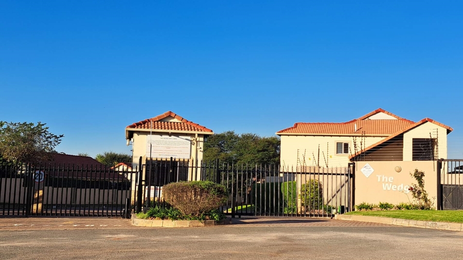 1 Bedroom Property for Sale in Zandspruit Gauteng