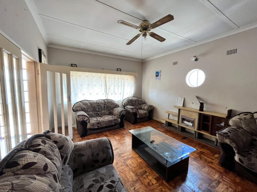 3 Bedroom Property for Sale in Bezuidenhout Valley Gauteng