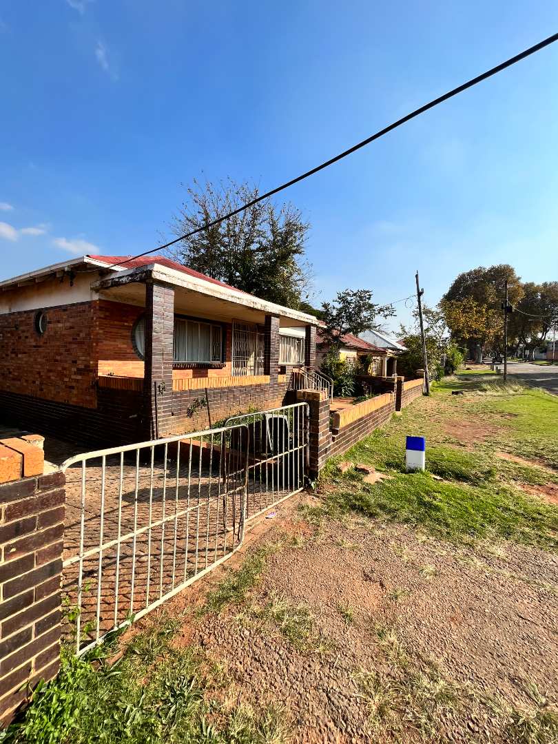 3 Bedroom Property for Sale in Bezuidenhout Valley Gauteng
