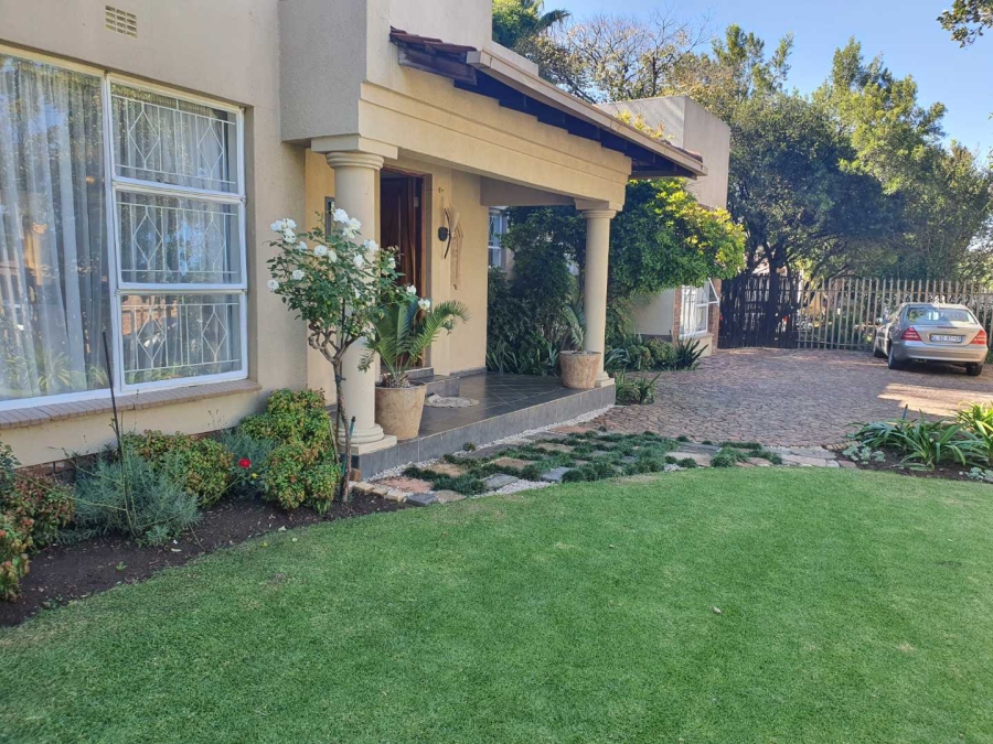 4 Bedroom Property for Sale in Brackenhurst Gauteng