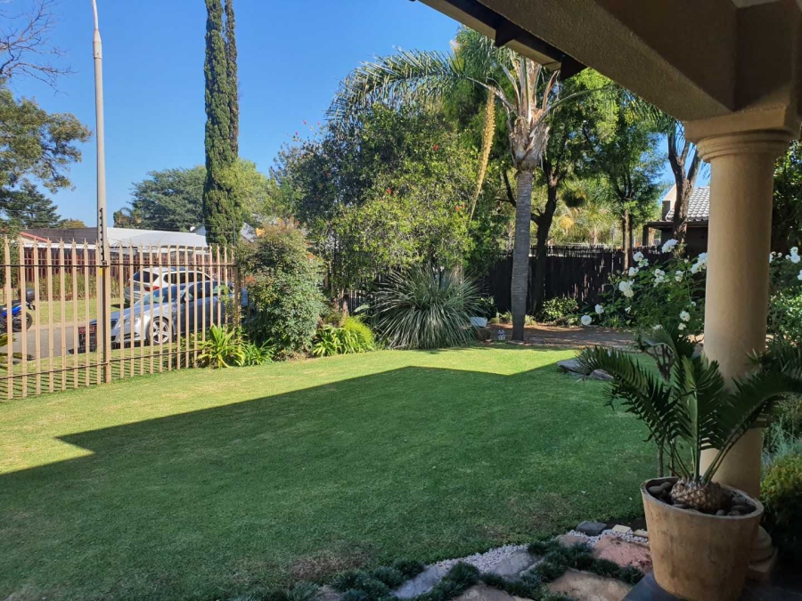 4 Bedroom Property for Sale in Brackenhurst Gauteng