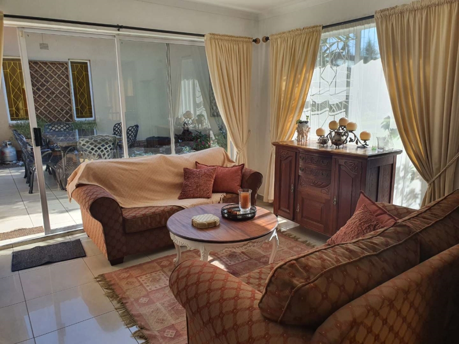 4 Bedroom Property for Sale in Brackenhurst Gauteng